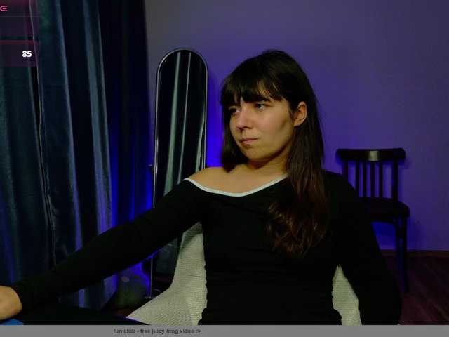 rosebee1 live cam on BongaCams
