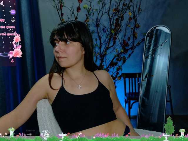 rosebee1 live cam on BongaCams