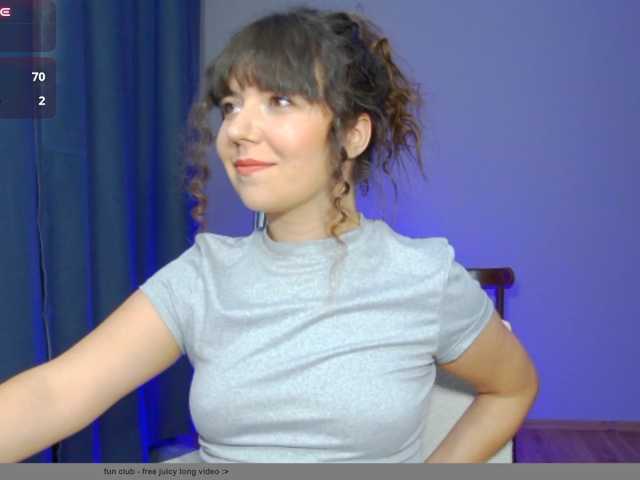 rosebee1 live cam on BongaCams