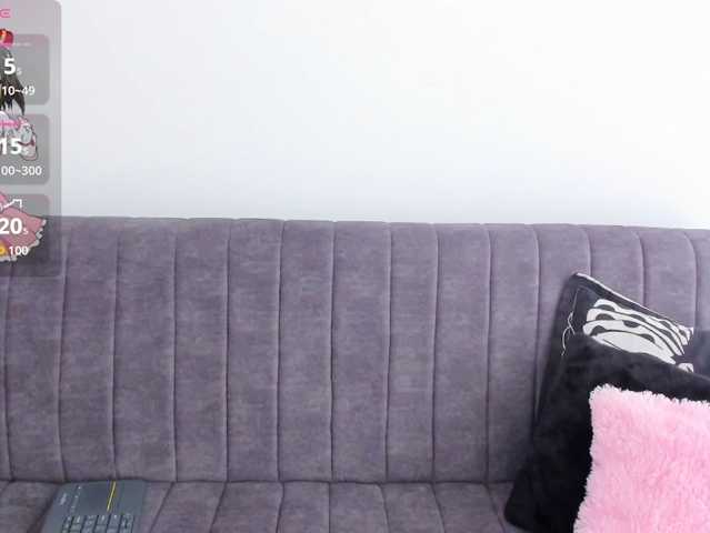 Vailoet live cam on BongaCams