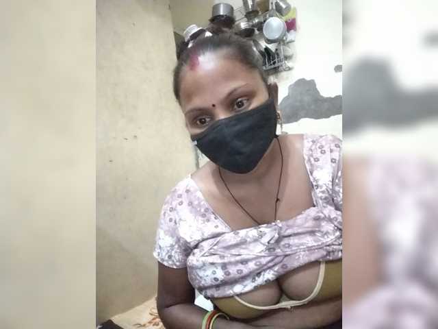 Komalsex live cam on BongaCams