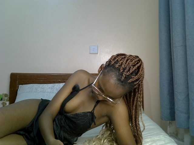 Naughty-nickita live cam on BongaCams