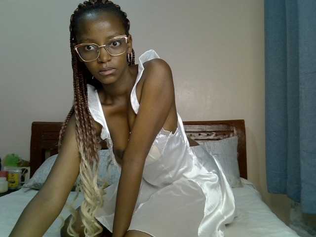Naughty-nickita live cam on BongaCams