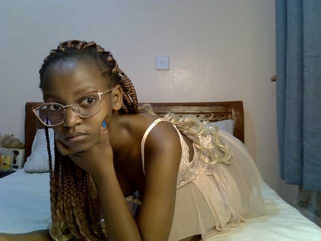 Naughty-nickita live cam on BongaCams