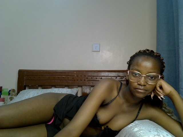 Naughty-nickita live cam on BongaCams