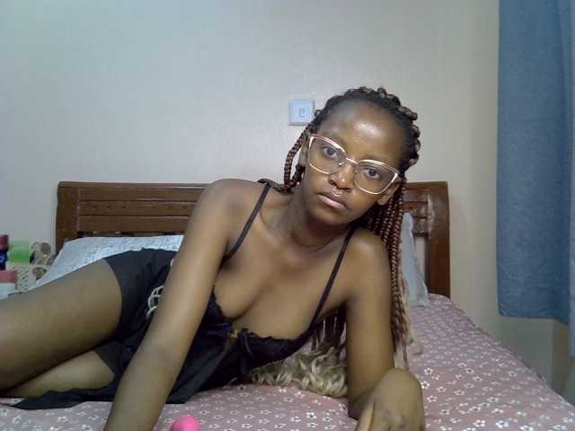 Naughty-nickita live cam on BongaCams