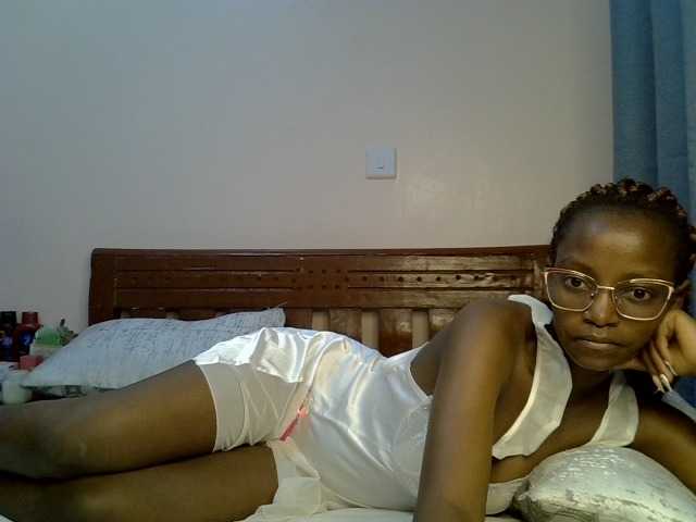 Naughty-nickita live cam on BongaCams