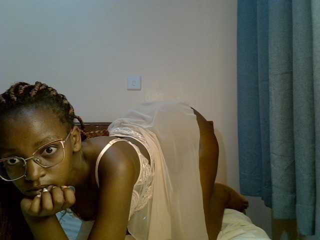Naughty-nickita live cam on BongaCams