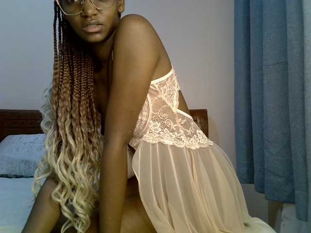 Naughty-nickita live cam on BongaCams