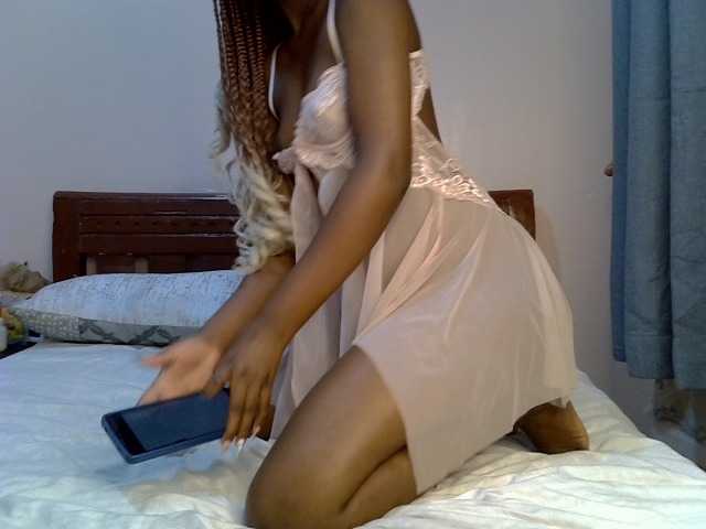 Naughty-nickita live cam on BongaCams