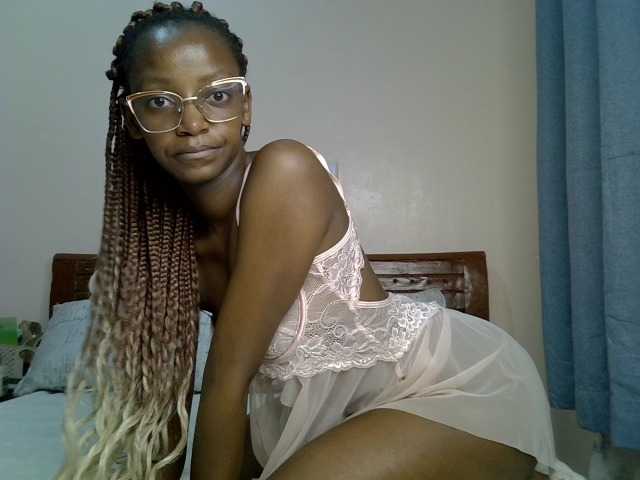 Naughty-nickita live cam on BongaCams