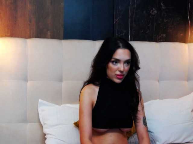 IrinaDembrovski live cam on BongaCams
