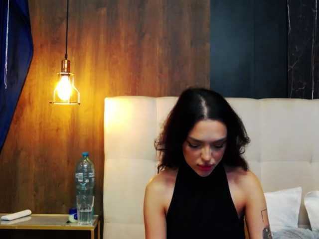 IrinaDembrovski live cam on BongaCams