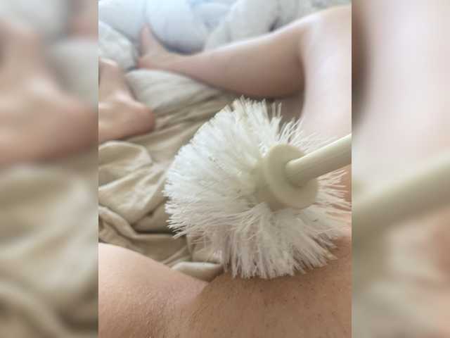 your-dog-19 live cam on BongaCams