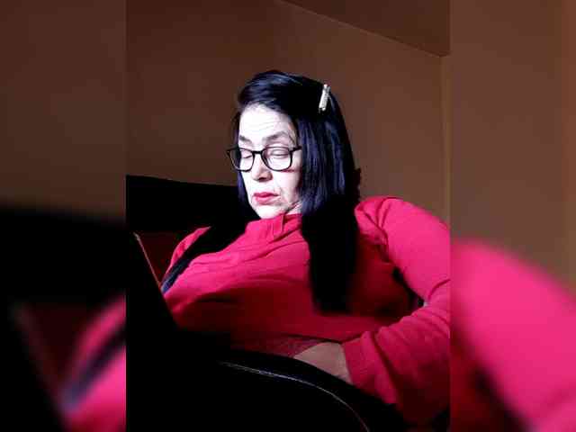 Lovetina4ever webcam
