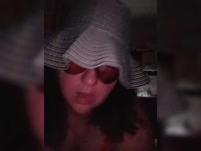 JudiJ live cam preview