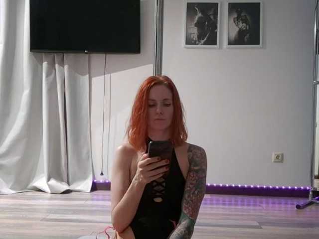 ErikaOps live cam on BongaCams