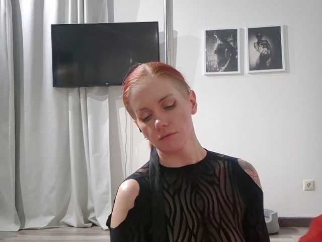 ErikaOps live cam on BongaCams