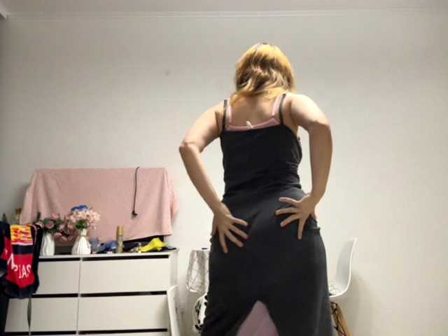 BonnyCrem live cam on BongaCams