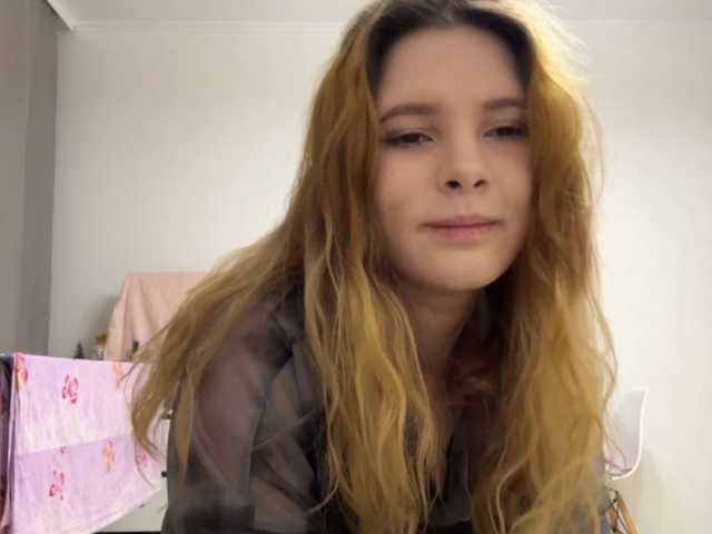 BonnyCrem live cam on BongaCams