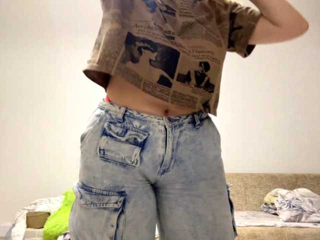 BonnyCrem live cam on BongaCams