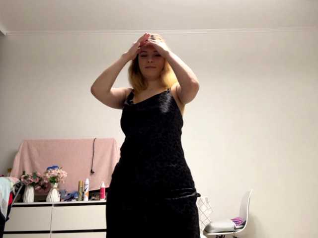 BonnyCrem live cam on BongaCams