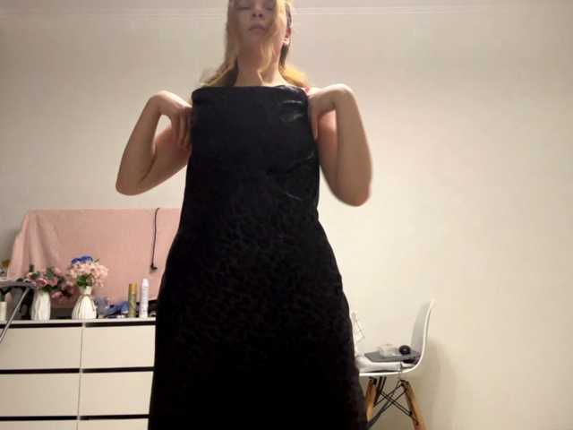 BonnyCrem live cam on BongaCams