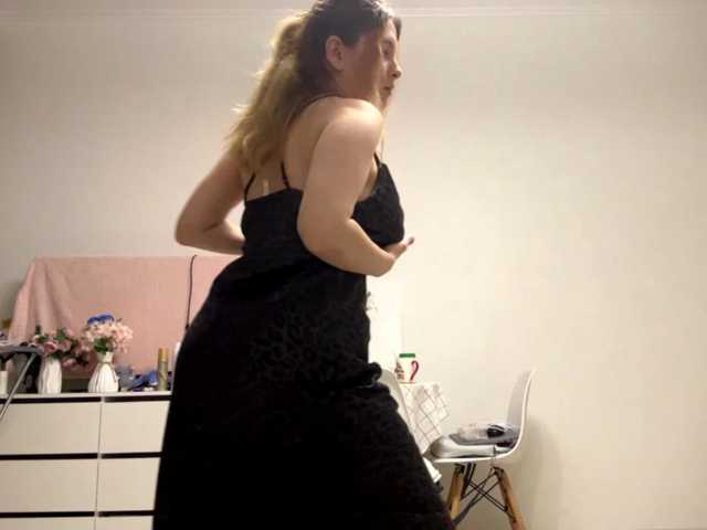 BonnyCrem live cam on BongaCams