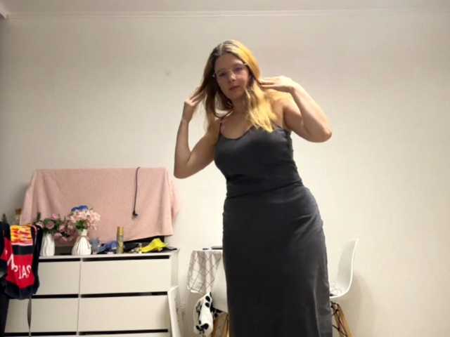 BonnyCrem live cam on BongaCams