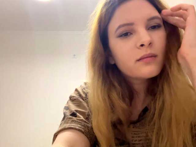 BonnyCrem live cam on BongaCams