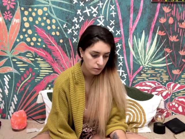 BonnyLorsi live cam on BongaCams