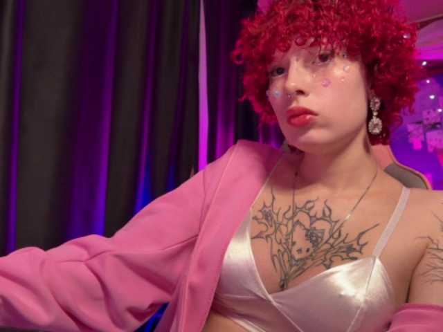 LilyLorsi live cam on BongaCams