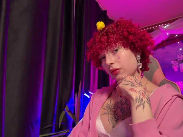 LilyLorsi live cam on BongaCams
