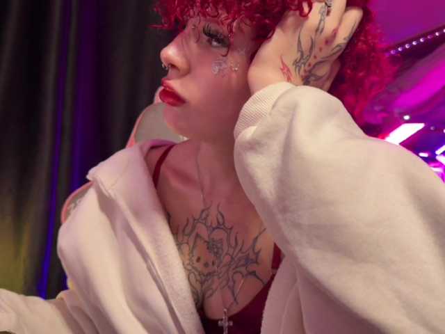 LilyLorsi live cam on BongaCams