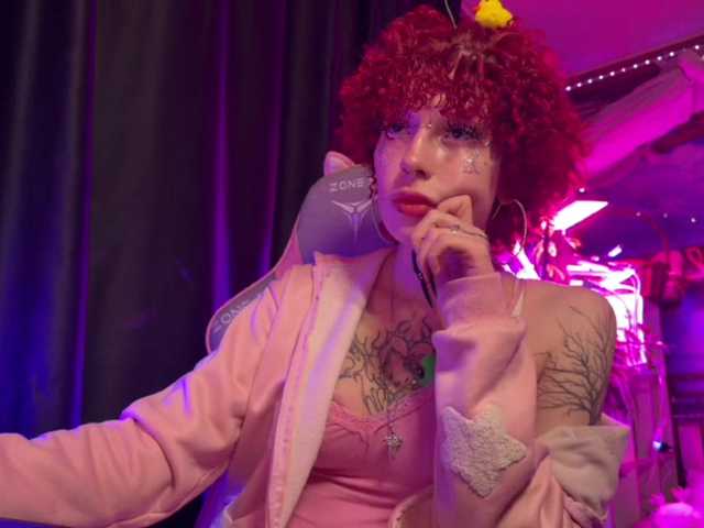 LilyLorsi live cam on BongaCams