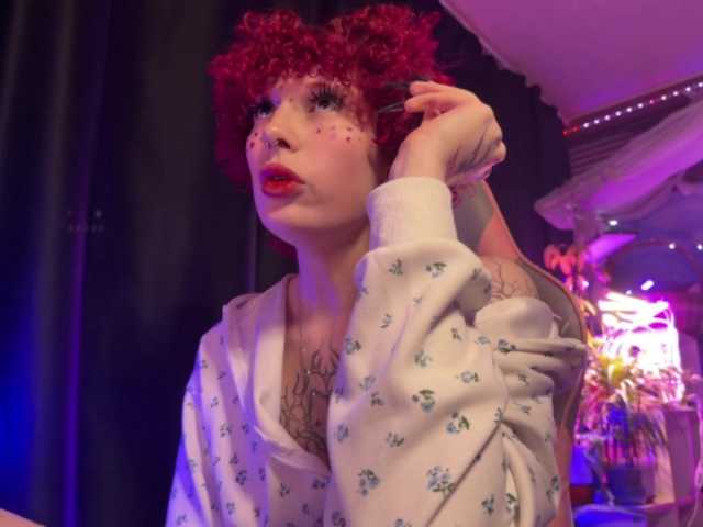 LilyLorsi live cam on BongaCams