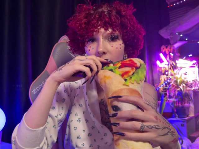 LilyLorsi live cam on BongaCams