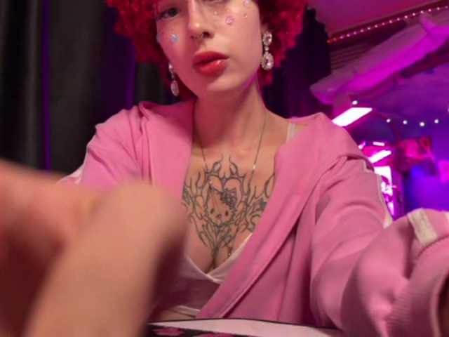 LilyLorsi live cam on BongaCams