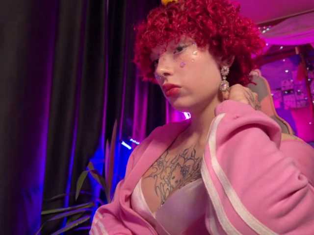 LilyLorsi live cam on BongaCams
