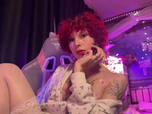 LilyLorsi live cam on BongaCams