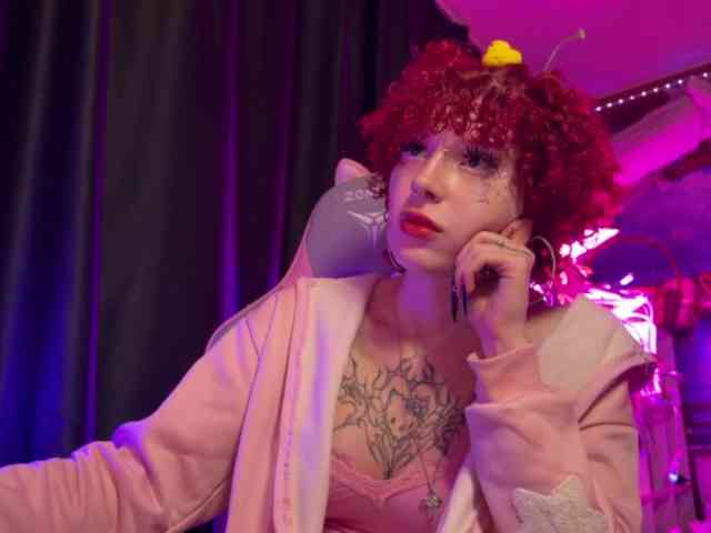 LilyLorsi LilyLorsi