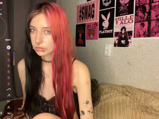 LilyOps live cam on BongaCams
