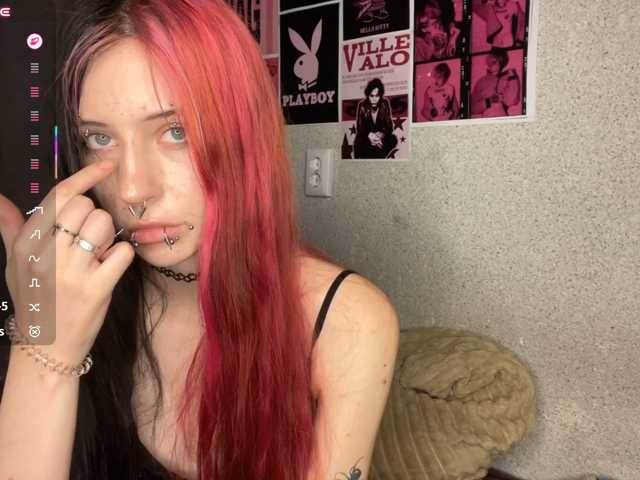 LilyOps live cam on BongaCams