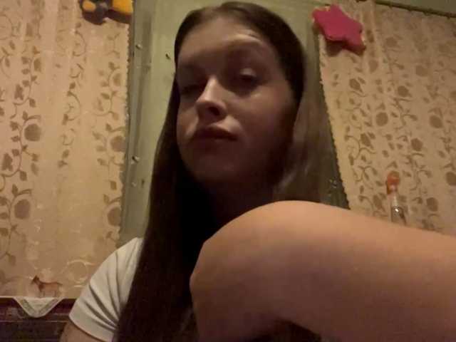 OdeliaBetesh live cam on BongaCams