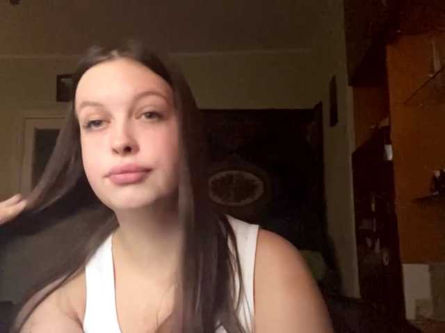 OdeliaBetesh webcam