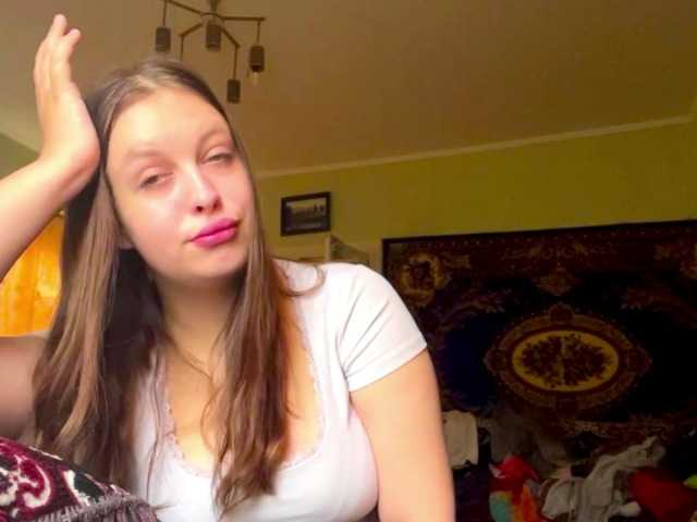 OdeliaBetesh live cam on BongaCams