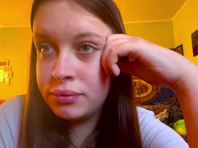 OdeliaBetesh live cam on BongaCams