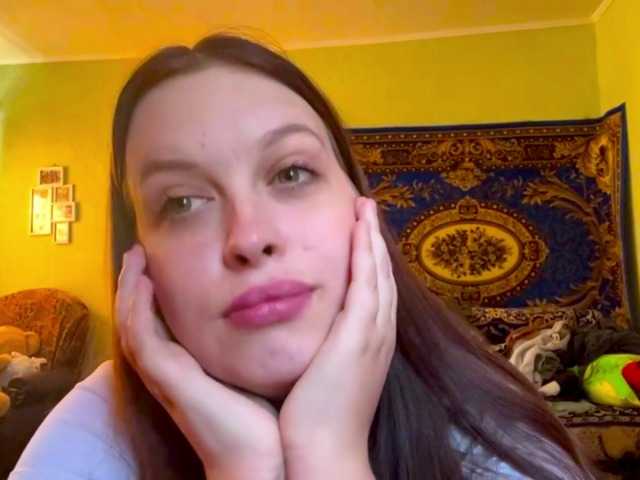 OdeliaBetesh live cam on BongaCams