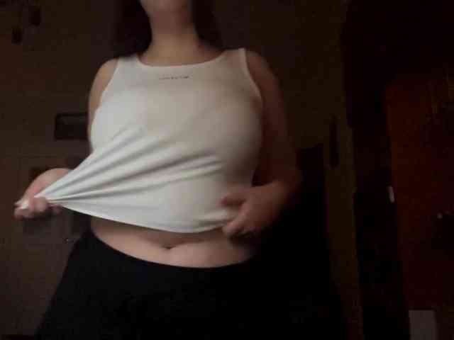 OdeliaBetesh webcam