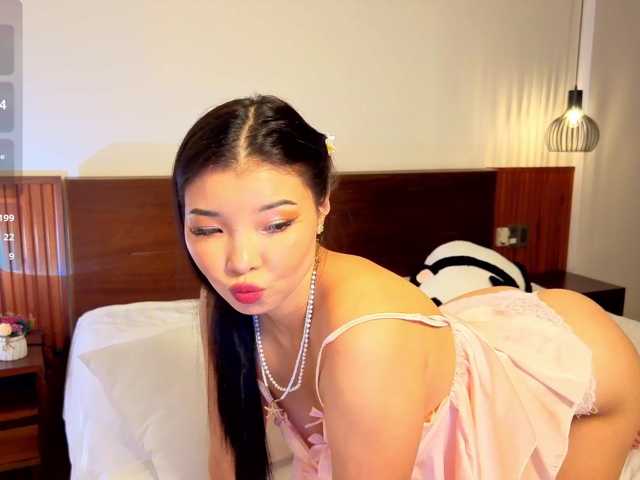 Yuki-glow, en vivo ahora en BongaCams